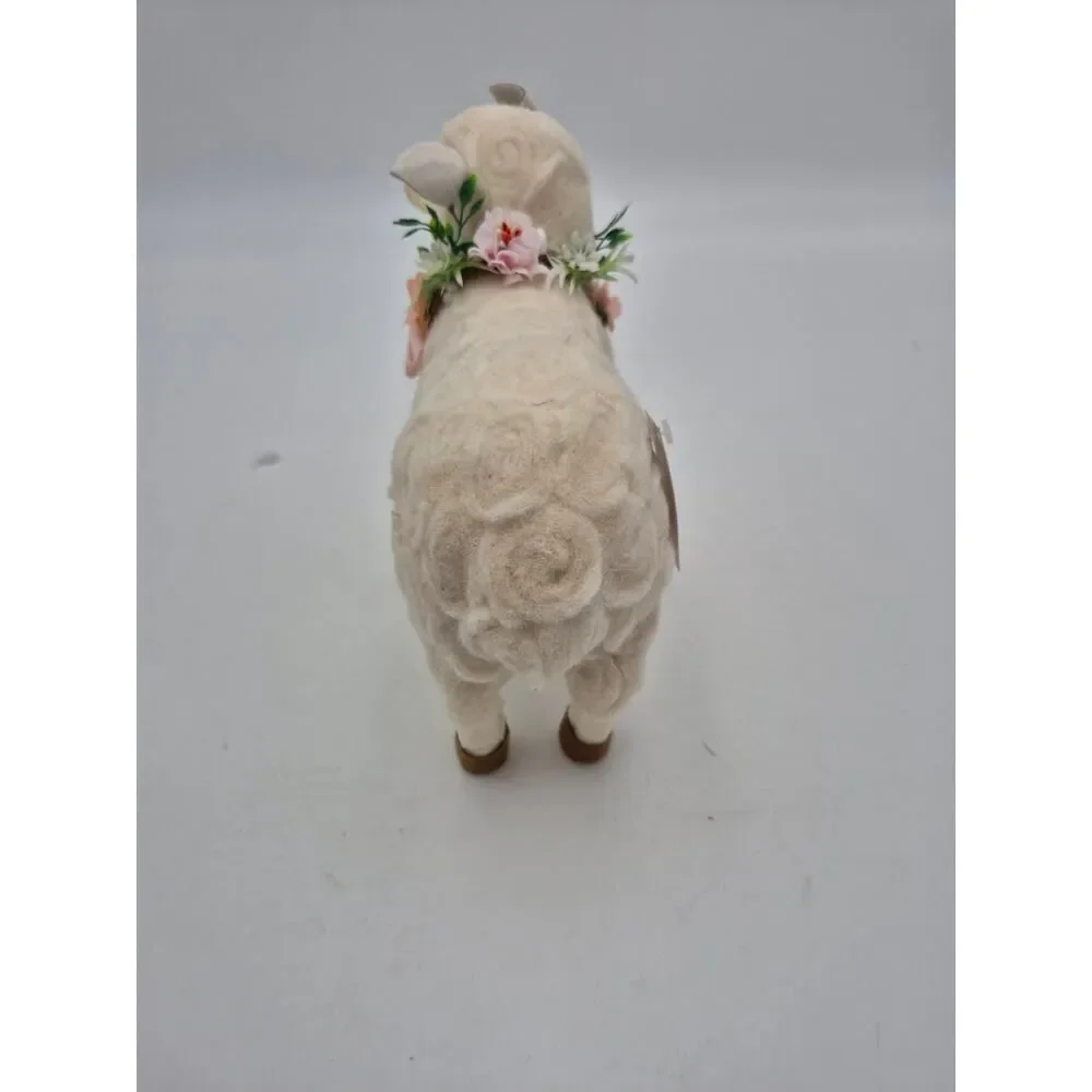 Resin Lambs W/Floral Garland‎ by Valerie Parr Hill "RARE' NIB - Picture 6 of 12